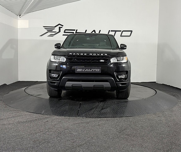 Land Rover Range Rover Sport 2 of 5