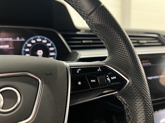 Audi Q8 29 of 30