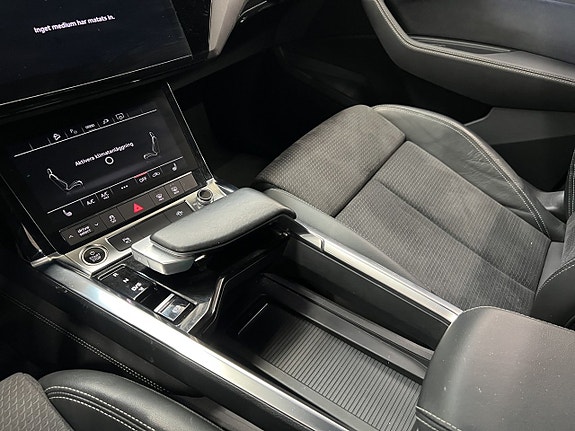 Audi Q8 23 of 30