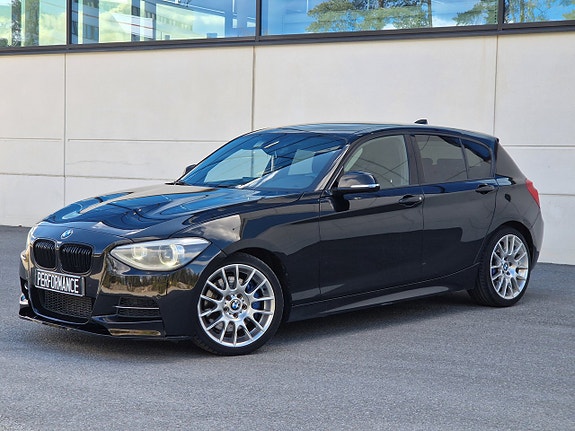 BMW M135i 2 of 5
