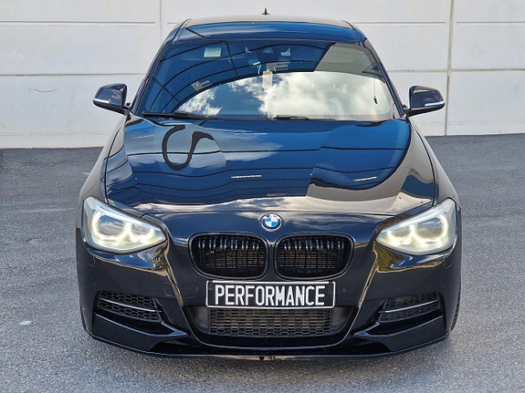 BMW M135i 3 of 5
