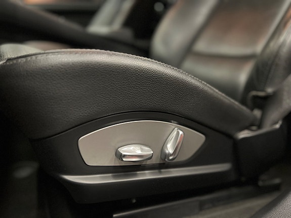 Porsche Panamera 4 15 of 30