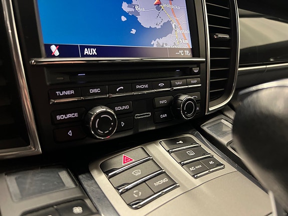 Porsche Panamera 4 20 of 30
