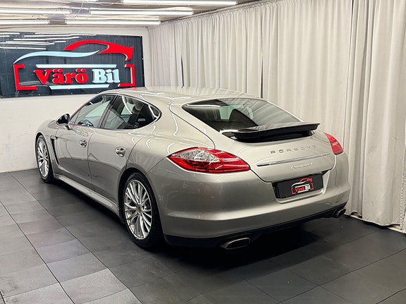 Porsche Panamera 4 7 of 30
