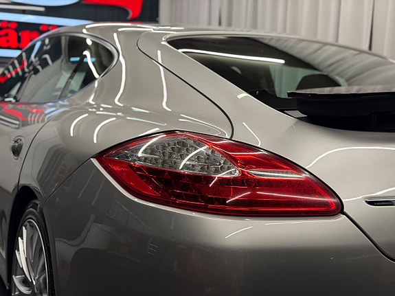 Porsche Panamera 4 5 of 30