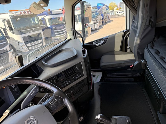 SCHAKTBIL VOLVO FH460 TRIDEM LÅGMIL 12 of 12
