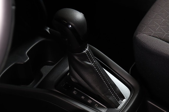 Suzuki Swift 10 of 15
