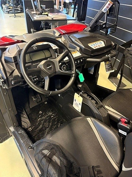 Can-Am Maverick Trail DPS T 700 T2b 2 of 4