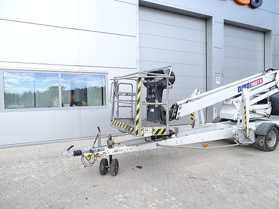 Dino 180XT Skylift 2 of 5