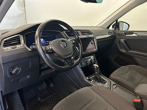 Volkswagen Tiguan 16 of 17