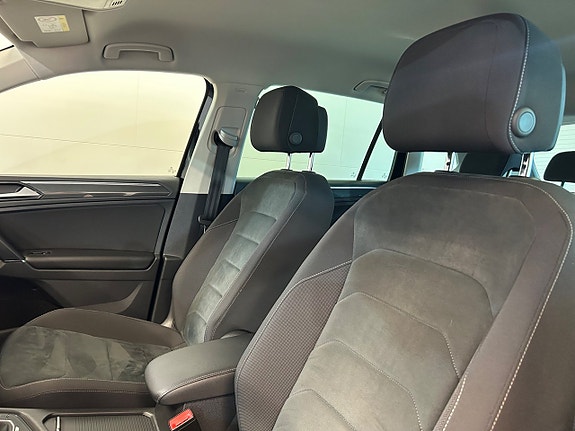 Volkswagen Tiguan 14 of 17