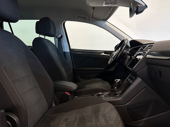 Volkswagen Tiguan 6 of 17