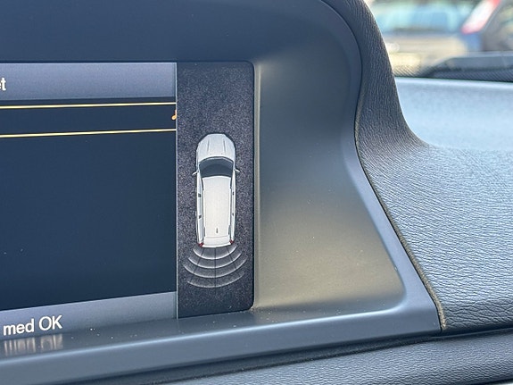 Volvo V70 10 of 13