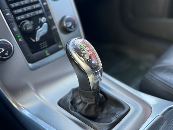 Volvo V70 5 of 13