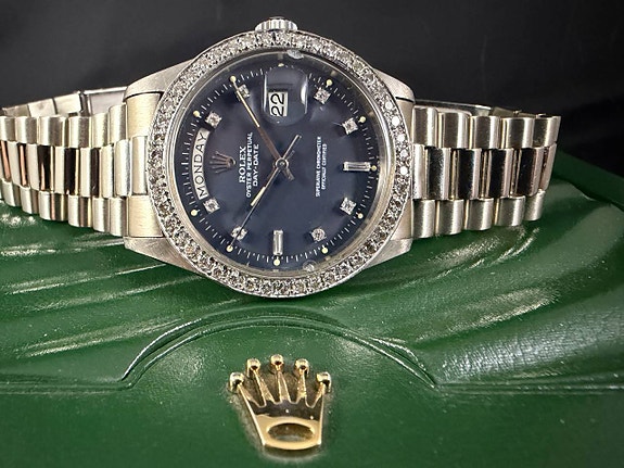 Rolex Day-Date 36mm 1803 Vintage 18k Vitguld Diamanter