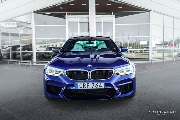 BMW M5 3 of 5