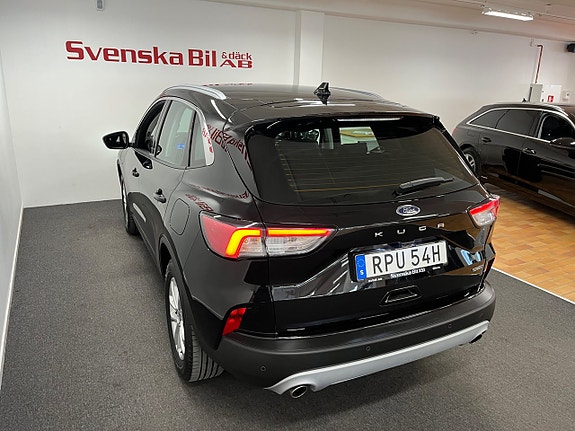 Ford Kuga 10 of 24