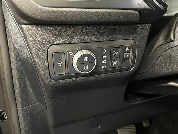Ford Kuga 19 of 24
