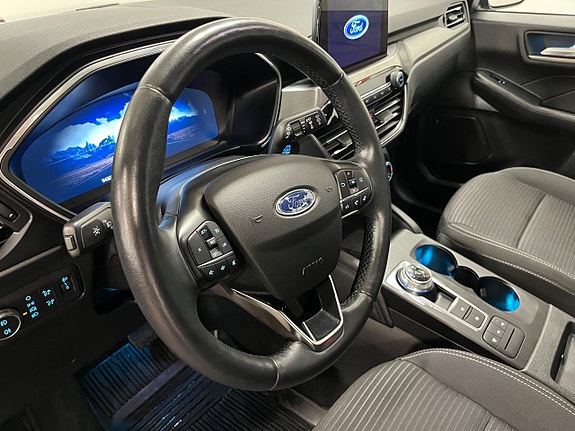 Ford Kuga 13 of 24