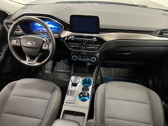 Ford Kuga 15 of 24