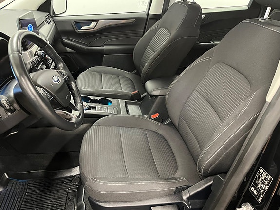 Ford Kuga 11 of 24