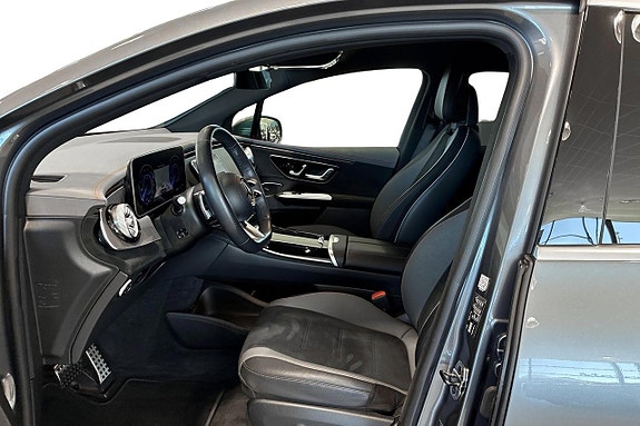 Mercedes-Benz EQE SUV 11 of 16
