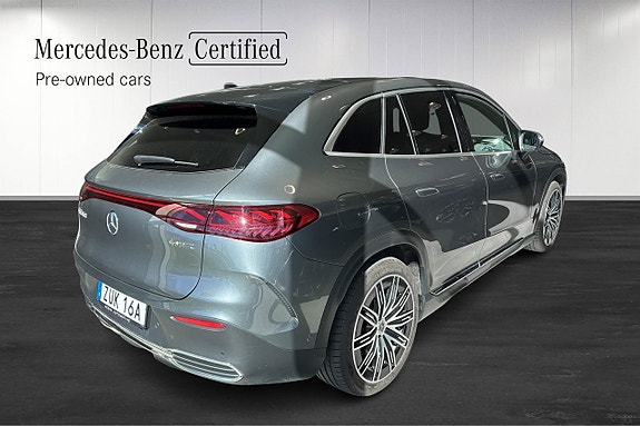 Mercedes-Benz EQE SUV 4 of 16