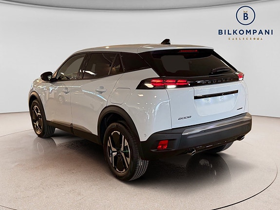 Peugeot 2008 3 of 5