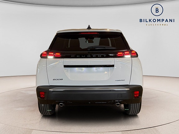 Peugeot 2008 4 of 5