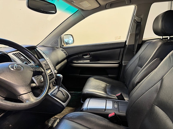 Lexus RX400h 13 of 22
