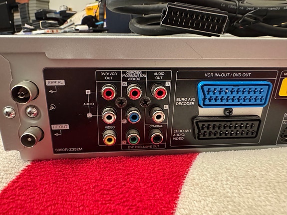 Product image 3 of 9