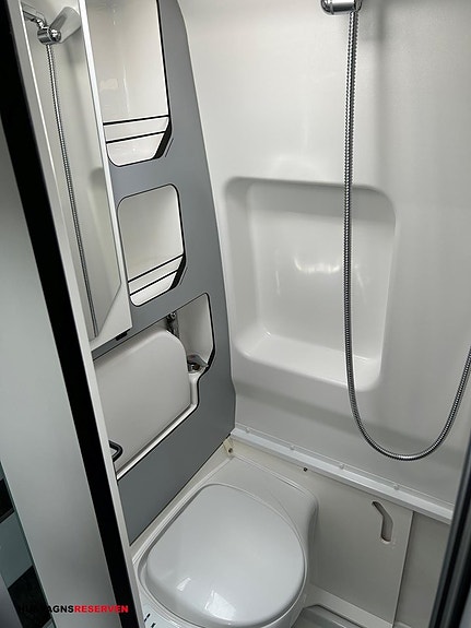 Pilote Van 630 J Premium 18 of 25