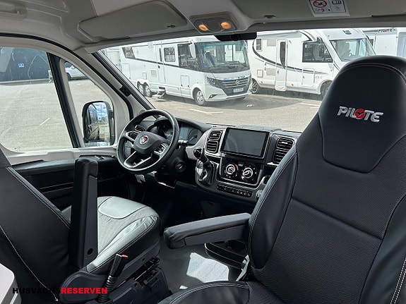 Pilote Van 630 J Premium 11 of 25