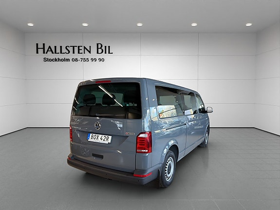 Volkswagen Caravelle 5 of 5