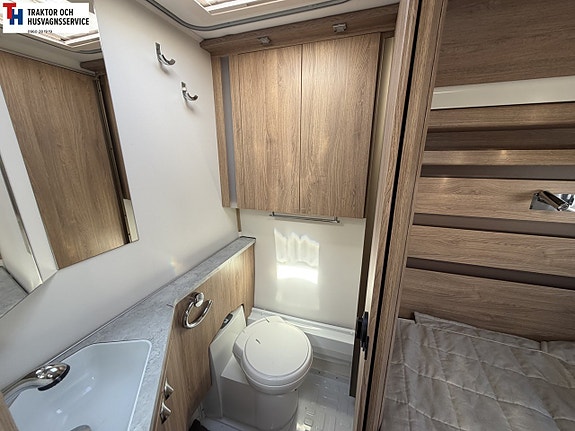 Kabe SMARAGD 520 XL KS 10 of 16