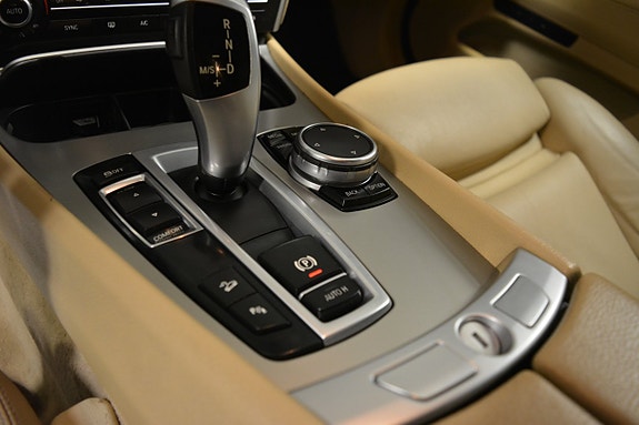 BMW 530d 15 of 16