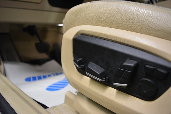 BMW 530d 9 of 16