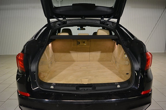 BMW 530d 6 of 16