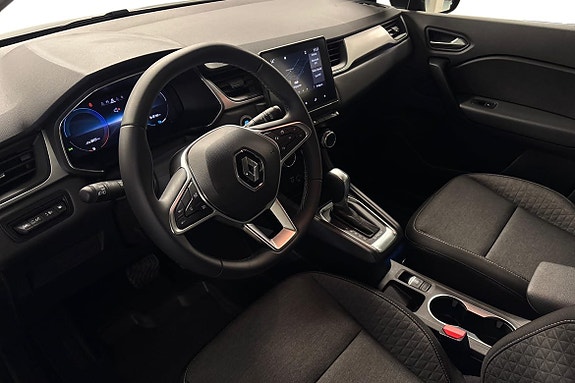 Renault Captur 8 of 17
