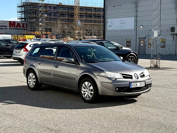 Renault Megane 2 of 5