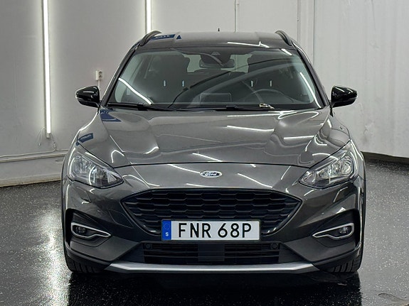 Ford Focus 2 of 19