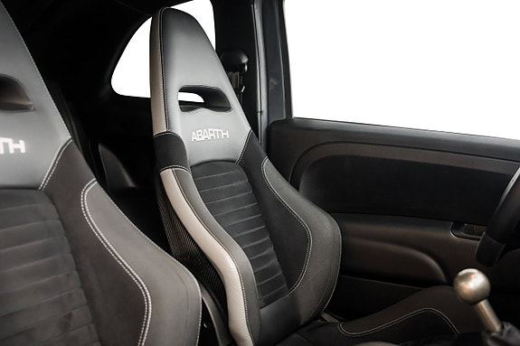 Abarth 595C 22 of 25