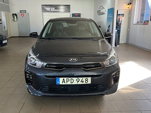 Kia Rio 2 of 5