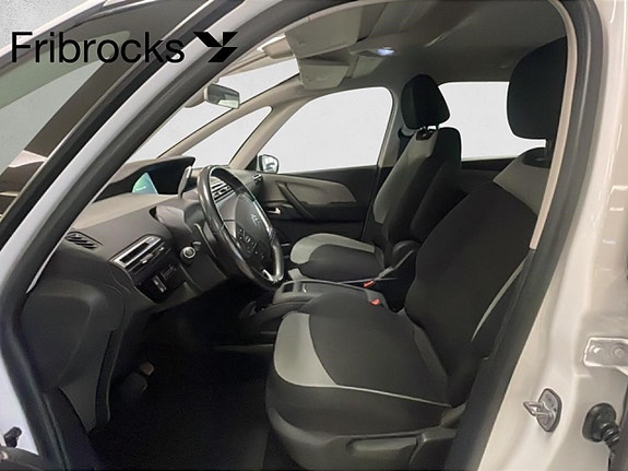 Citroen C4 Picasso 12 of 12