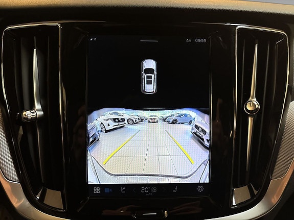 Volvo V60 Cross Country 16 of 19