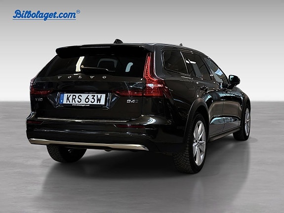 Volvo V60 Cross Country 6 of 19