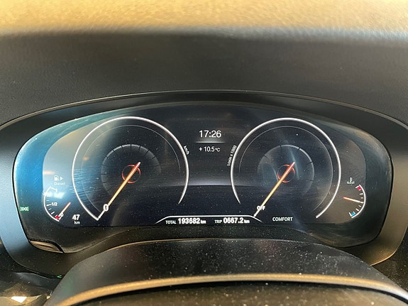 BMW 520 12 of 26