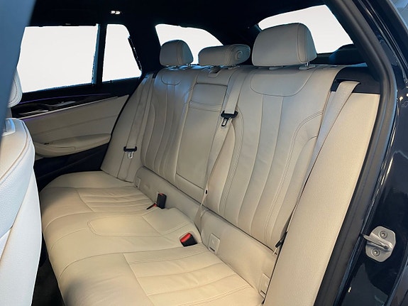 BMW 520 14 of 26