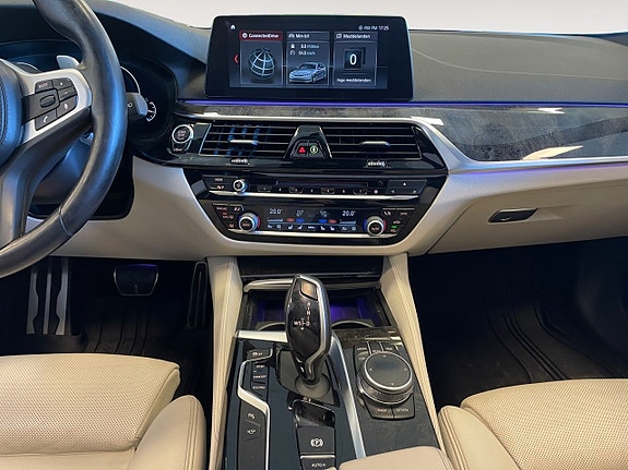 BMW 520 11 of 26