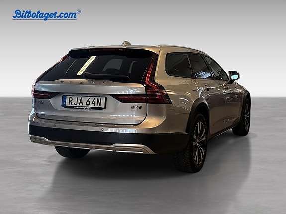 Volvo V90 Cross Country 6 of 20